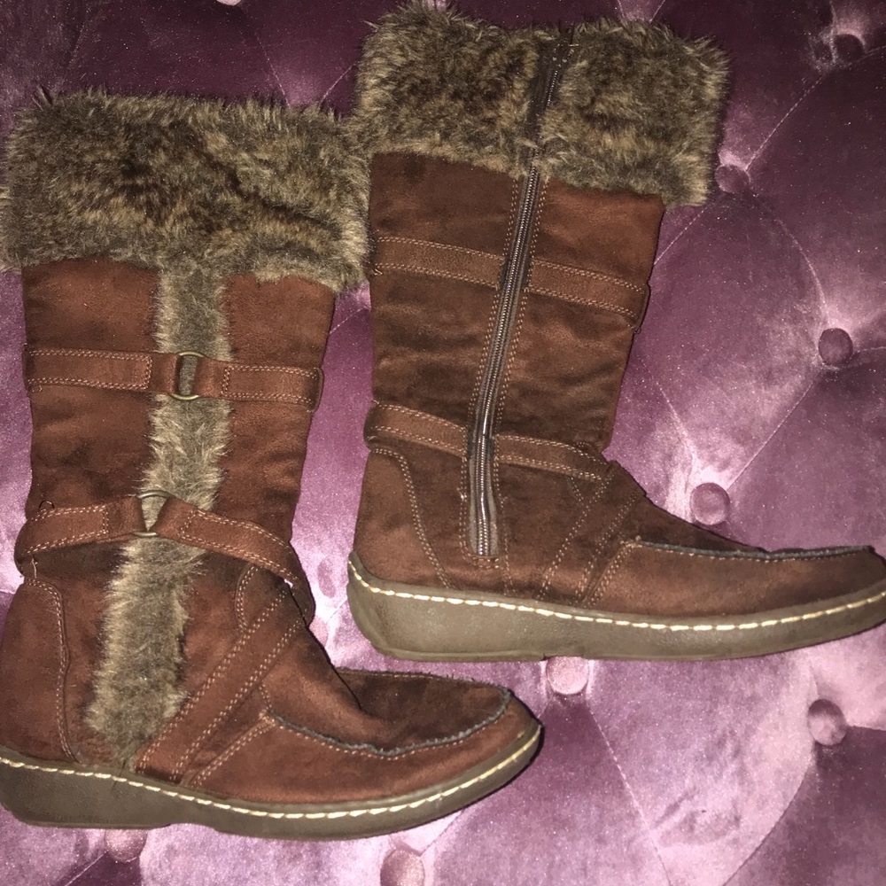 American Eagle Brown Faux Fur Boots